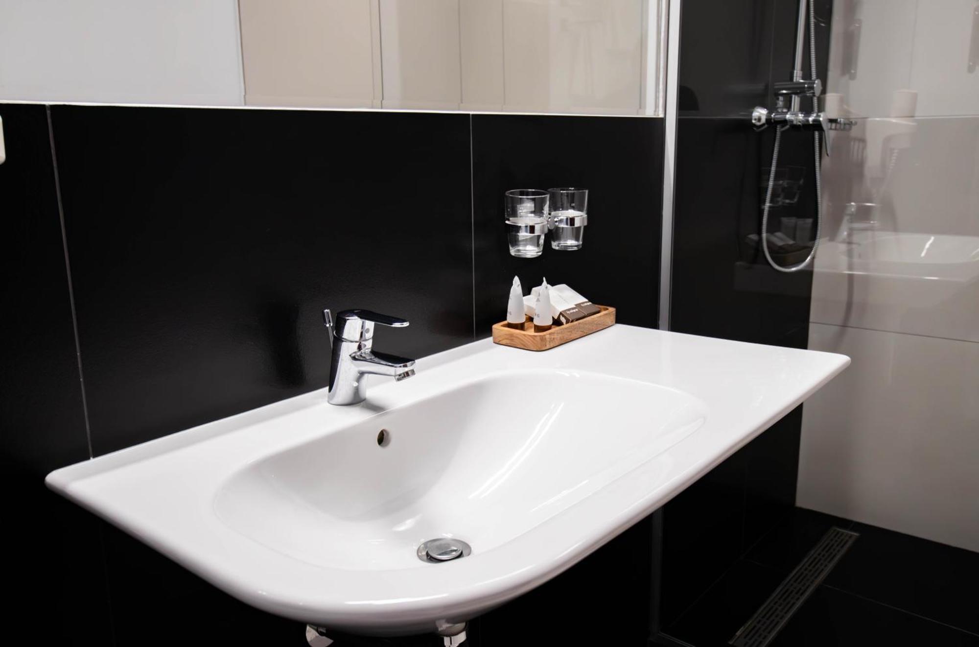Hotel Ottimo Брашов Екстер'єр фото