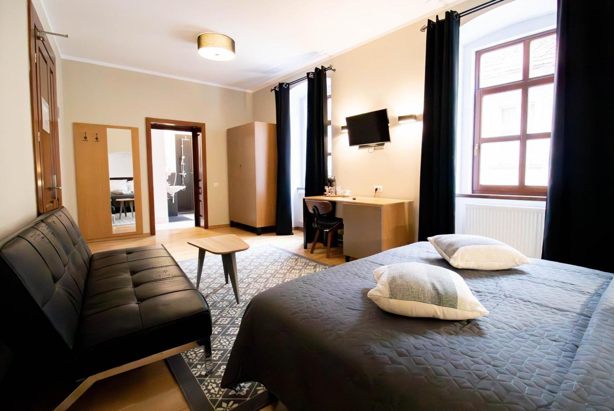 Hotel Ottimo Брашов Екстер'єр фото