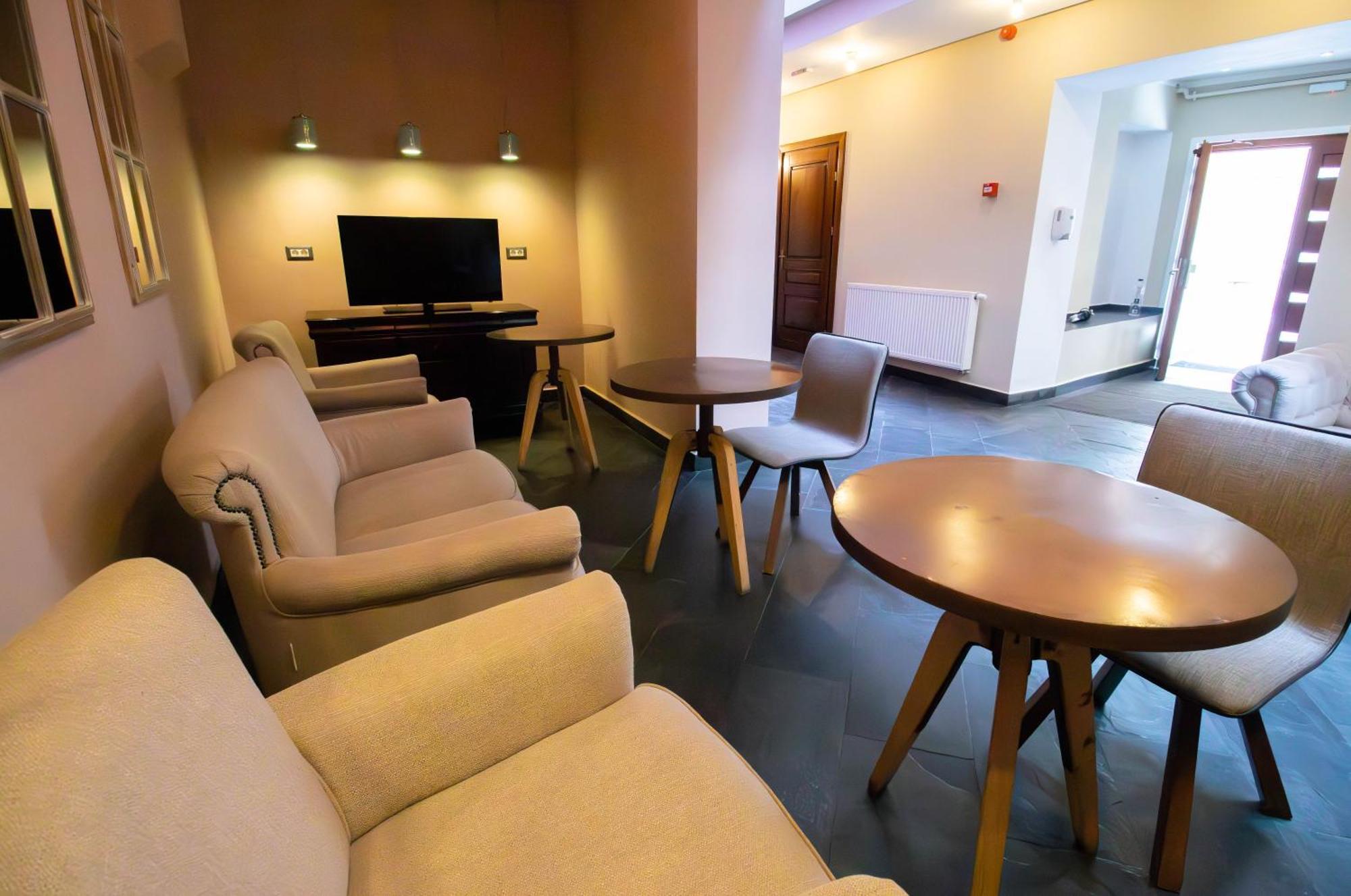 Hotel Ottimo Брашов Екстер'єр фото